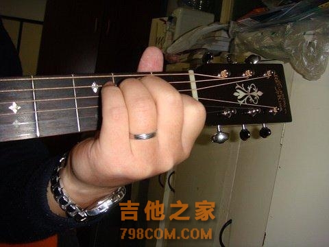 18音乐，吉他手型手势练习技巧，没想到这么简单