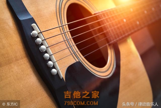 谱子弹出来干巴巴，你忽视了吉他曲子的主旋律！