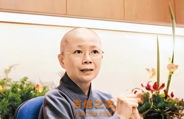 歌手谭咏麟：为生一个儿子，在发妻与红颜知己之间挣扎二十多年