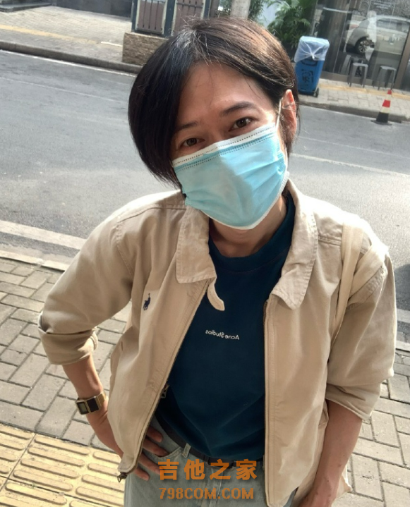 歌手李剑曝前经纪人丑闻！女方与10位异性有染，挪用公款辱骂成员