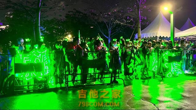 王源东方风云榜演出临时取消，他还是全场唯一准备乐队的歌手