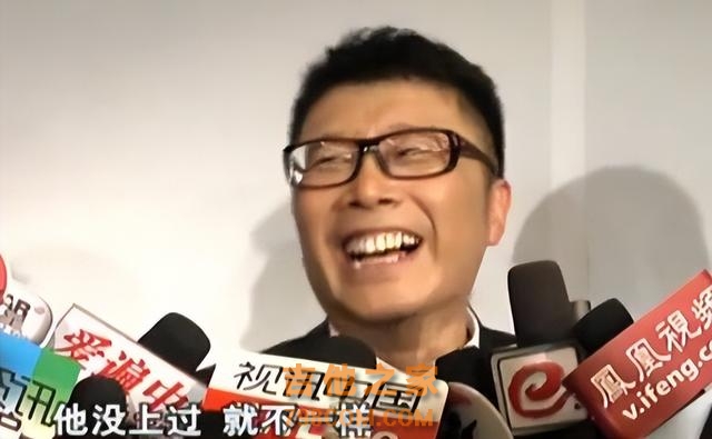 曾是知名歌手，凭一首歌狂赚1.5亿，却因嘲讽刘德华被迫退圈