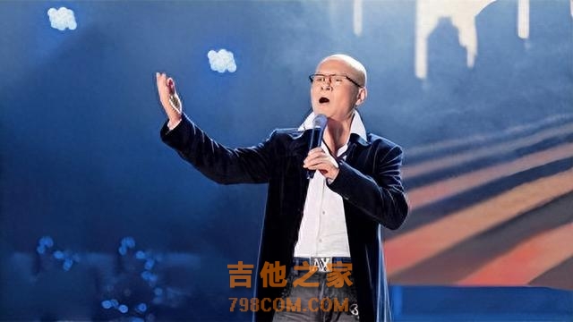 著名歌手光头李进：与体操世界冠军杨波恋爱过，为何56岁仍未婚？