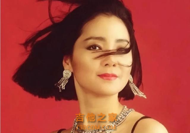 华语乐坛的7位唱功非凡的女歌手盘点，她们长的真是太好看了！