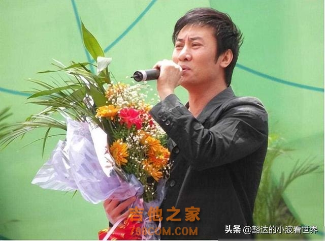 9位爆红过的内地男歌手，满江苍老的认不出，林依轮成最大赢家