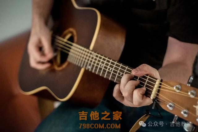 10首吉他扫弦练习经典歌曲（附吉他谱），有没有一首你喜欢的？