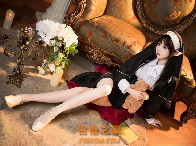 二次元cosplay,超清晰唯美修士美女图！