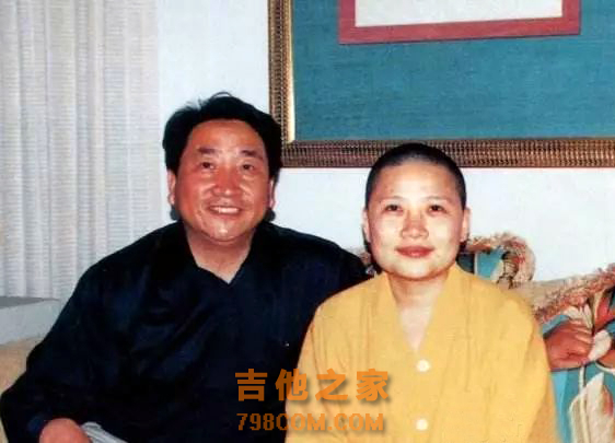 歌手李娜出家25年：孤单老母曾心痛流泪，现在老人过得怎样？