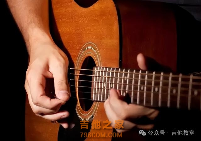 吉他前八后十六扫弦的练习（附歌曲吉他谱）