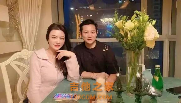 知名男歌手被曝隐婚并出轨？本人最新回应：不是蠢就是坏